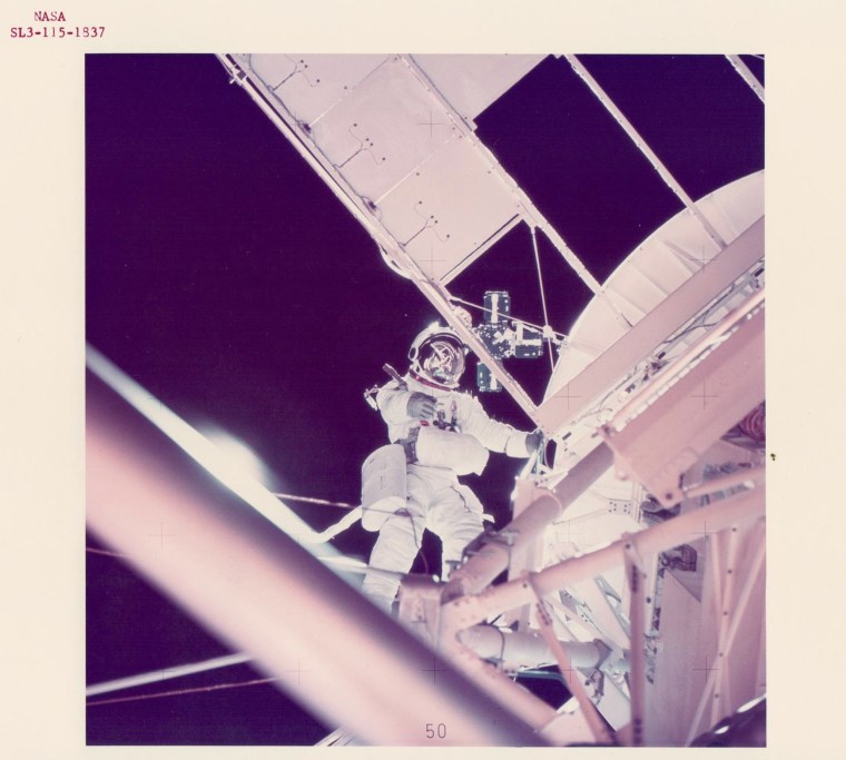 Vintage NASA Photos Show Golden Age of Space Travel
